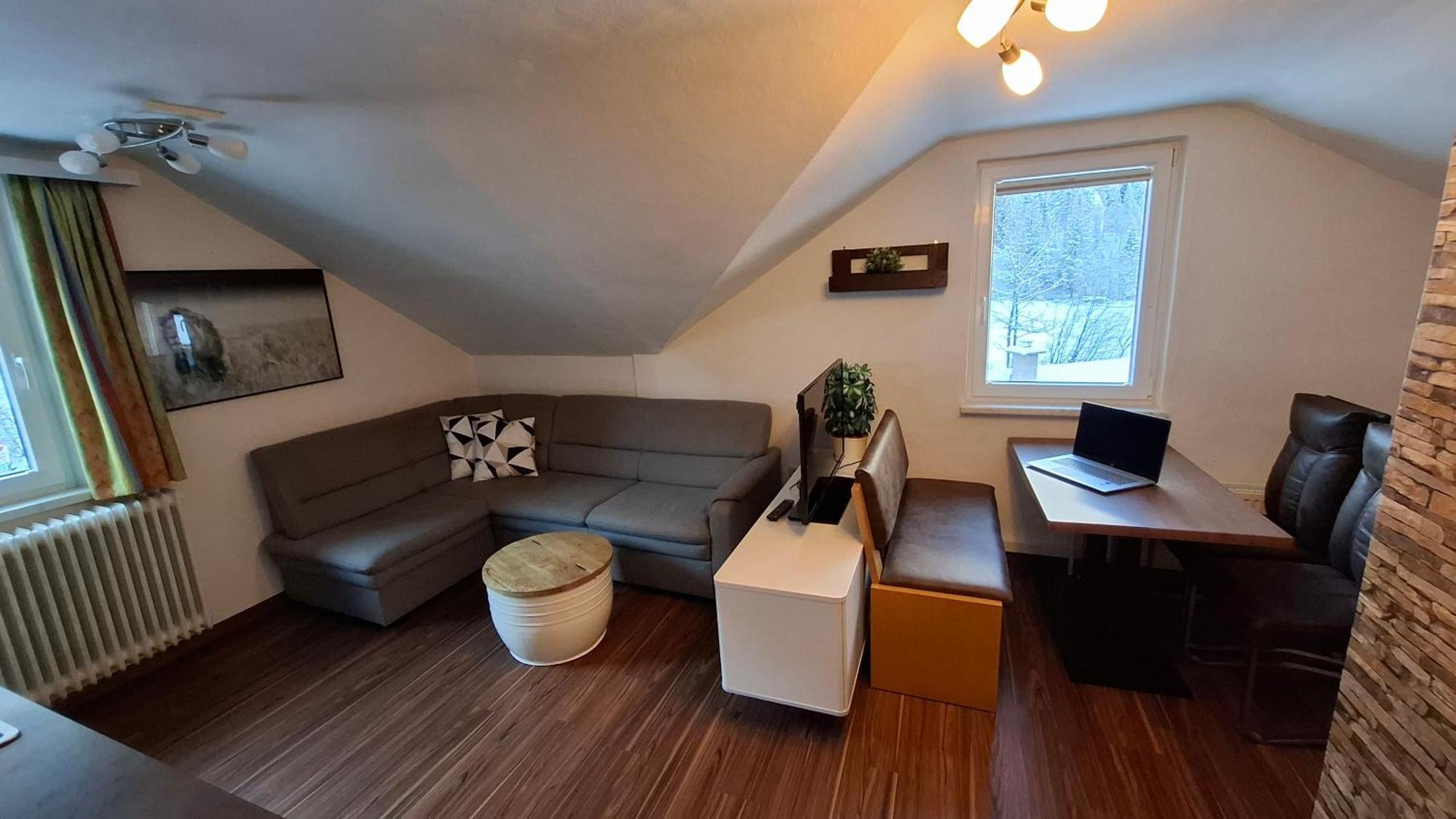 Anna Apartment
